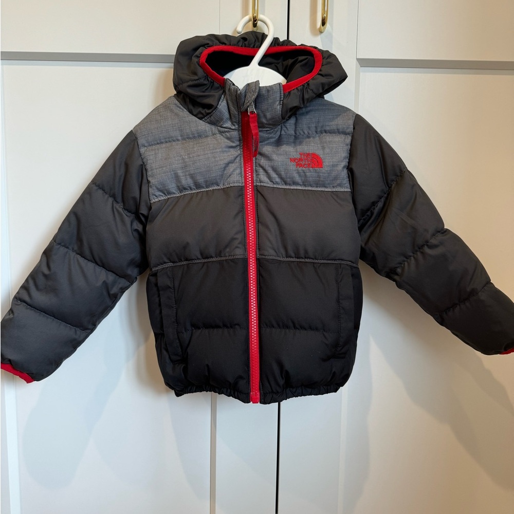 The North Face Black and Gray Puffer Jacket with Red Accents Reversible 3T